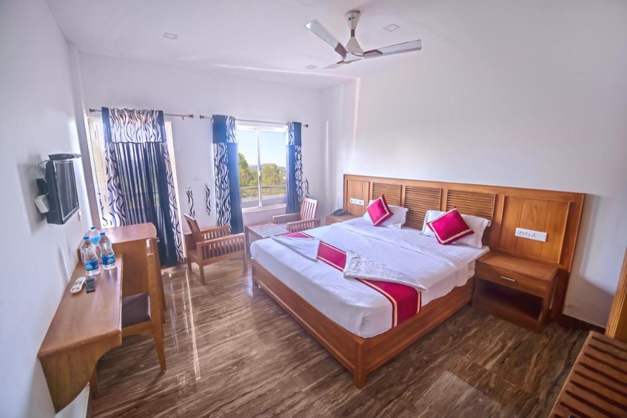 Princess De Munnar - 3 Star Hotel Thiruvananthapuram Esterno foto