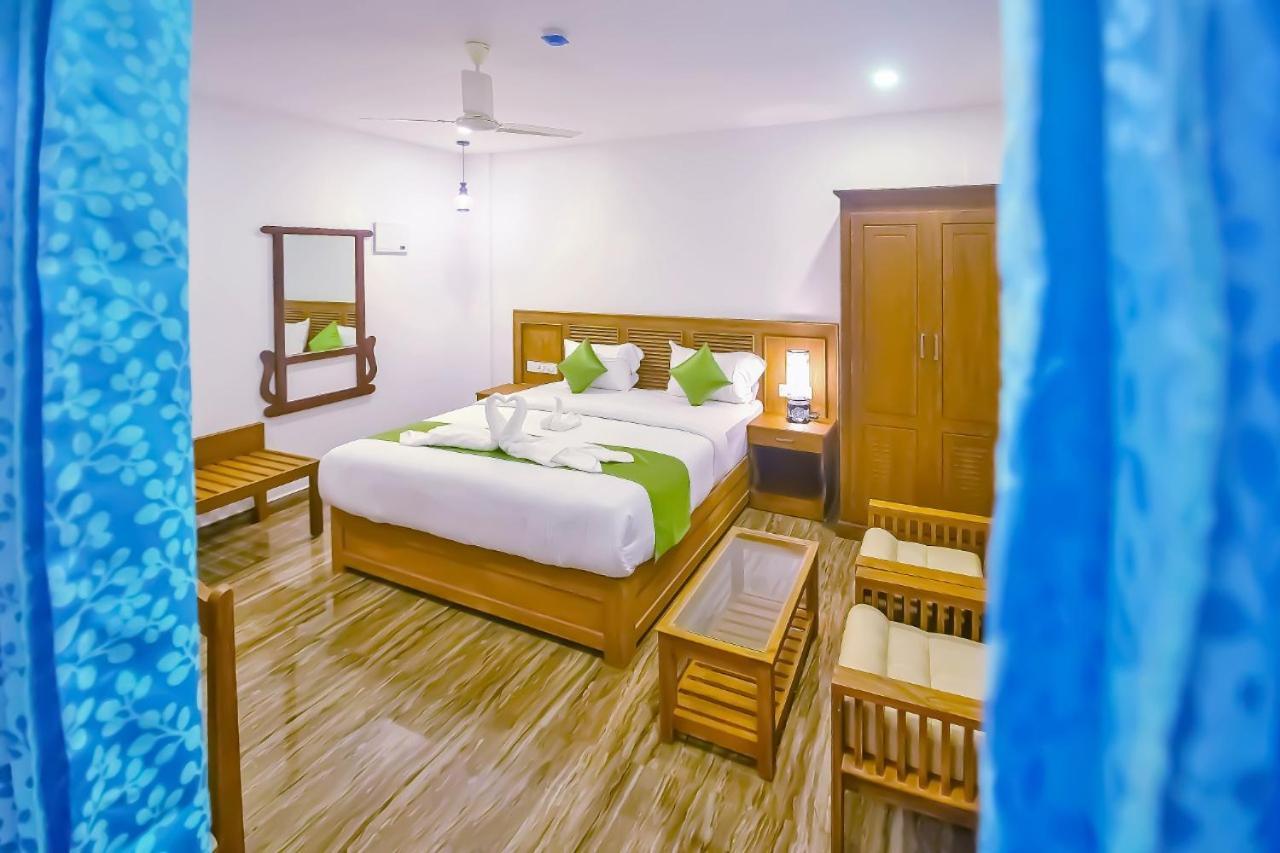 Princess De Munnar - 3 Star Hotel Thiruvananthapuram Esterno foto