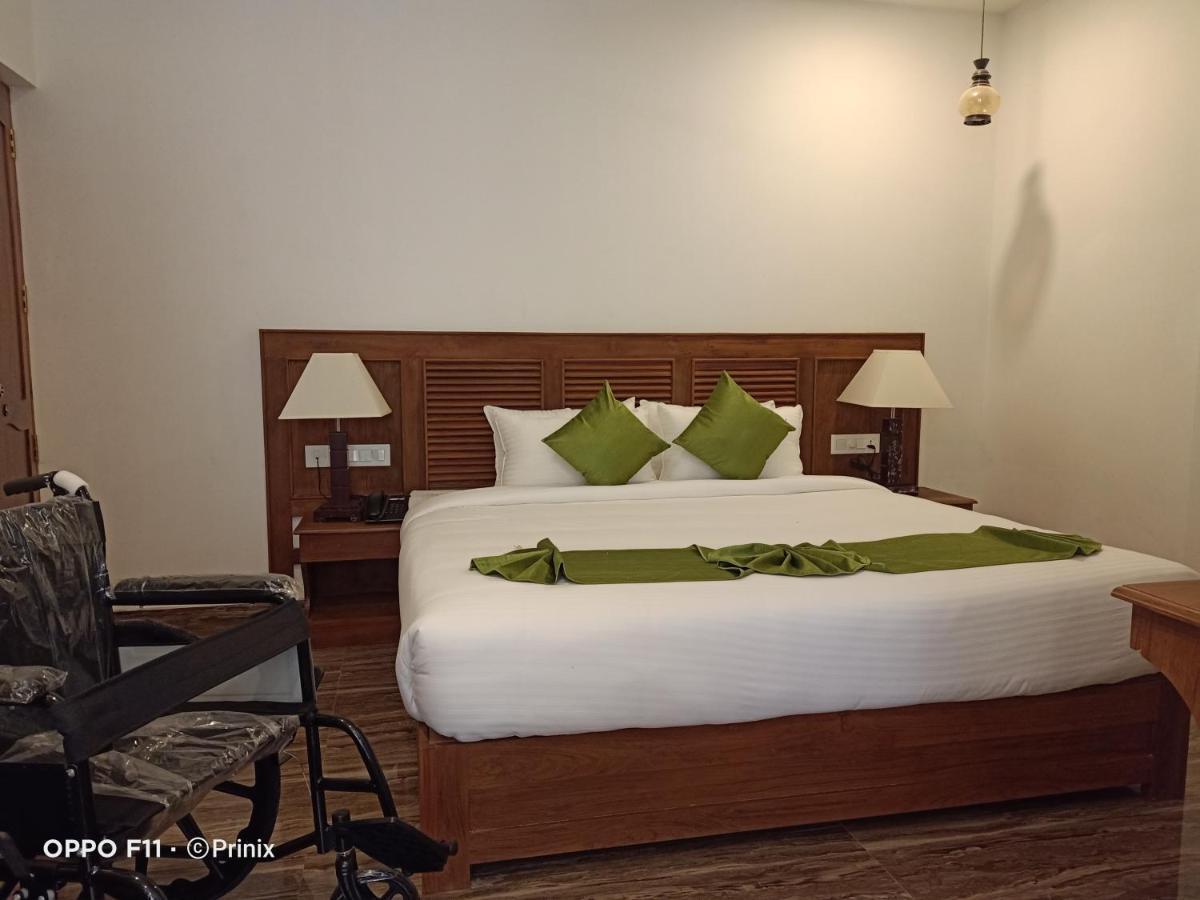 Princess De Munnar - 3 Star Hotel Thiruvananthapuram Esterno foto